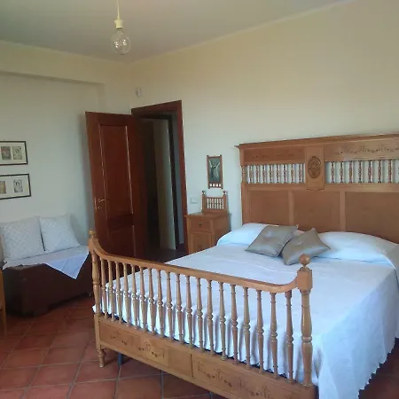 Vittoria Holiday home Acireale